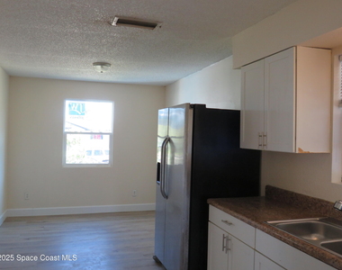 1690 Elizabeth Avenue - Photo Thumbnail 9