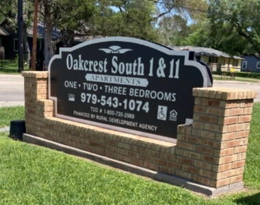 1415 W Norris Street - Photo Thumbnail 2