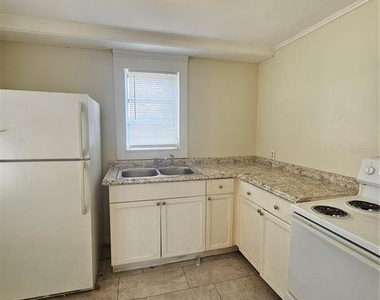 503 Longfellow Boulevard - Photo Thumbnail 5