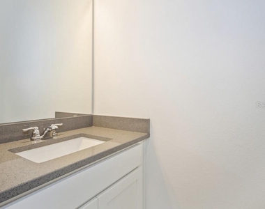 16029 Volterra Point - Photo Thumbnail 26