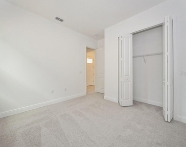 16029 Volterra Point - Photo Thumbnail 23