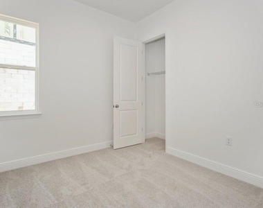 16029 Volterra Point - Photo Thumbnail 24