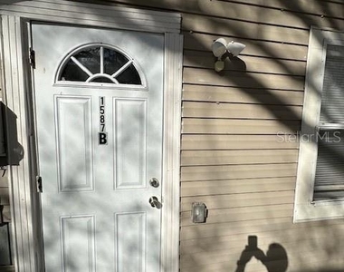 1587 Scranton Avenue - Photo Thumbnail 3
