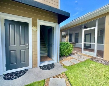 14541 Cotswolds Drive - Photo Thumbnail 4