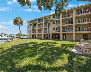 1125 Pinellas Bayway S - Photo Thumbnail 2