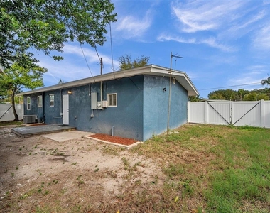 3230 51st Street N - Photo Thumbnail 37