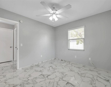 3230 51st Street N - Photo Thumbnail 25