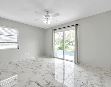 3230 51st Street N - Photo Thumbnail 18
