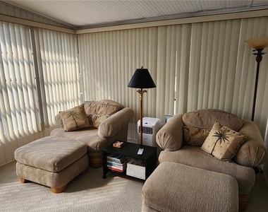 775 Royal Palm Circle - Photo Thumbnail 7