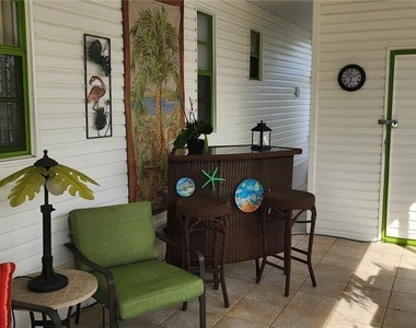 775 Royal Palm Circle - Photo Thumbnail 2