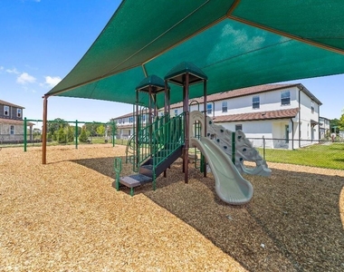 4561 Small Creek Road - Photo Thumbnail 32