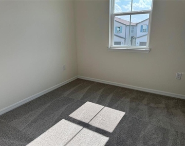 4561 Small Creek Road - Photo Thumbnail 16