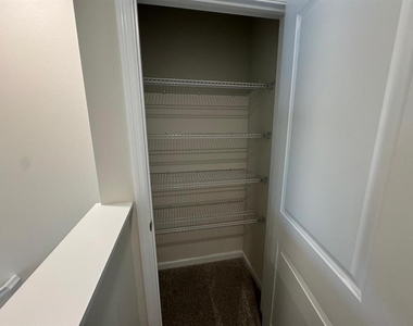342 Lady Palm Street - Photo Thumbnail 17