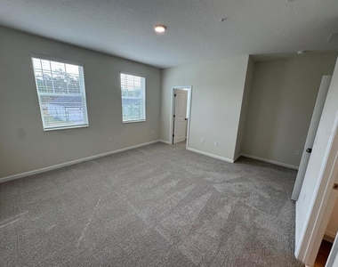 342 Lady Palm Street - Photo Thumbnail 10