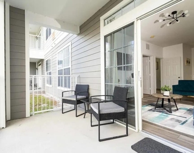 3176 Feltrim Place - Photo Thumbnail 20