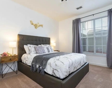 3176 Feltrim Place - Photo Thumbnail 16
