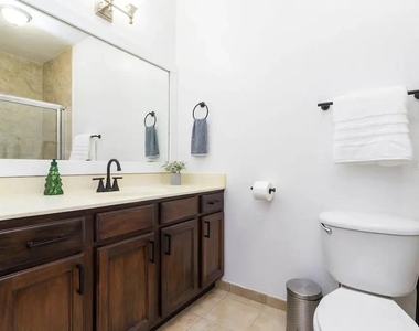 3176 Feltrim Place - Photo Thumbnail 18