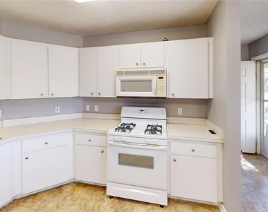 9771 Sw 97th Lane - Photo Thumbnail 7