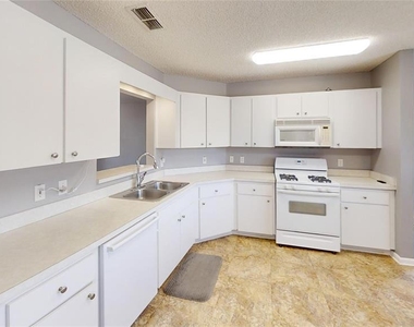 9771 Sw 97th Lane - Photo Thumbnail 5