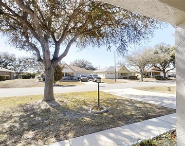 9771 Sw 97th Lane - Photo Thumbnail 1