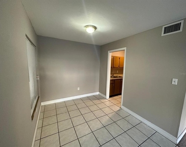 1830 Maravilla Avenue - Photo Thumbnail 38