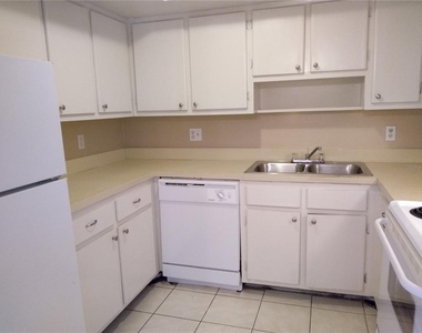 1830 Maravilla Avenue - Photo Thumbnail 25