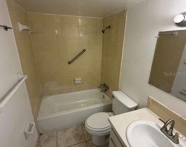 1830 Maravilla Avenue - Photo Thumbnail 30