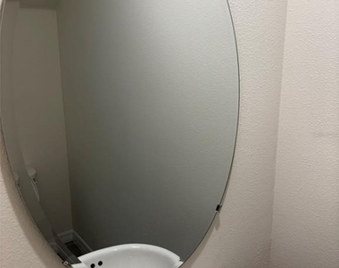 520 Zinfandel Drive - Photo Thumbnail 24