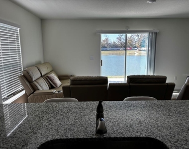 520 Zinfandel Drive - Photo Thumbnail 9