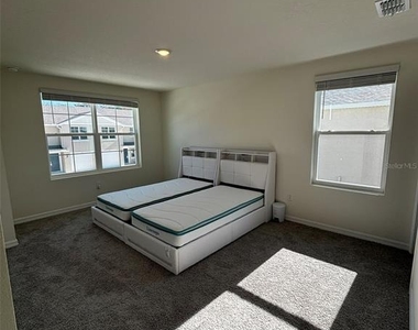 520 Zinfandel Drive - Photo Thumbnail 15