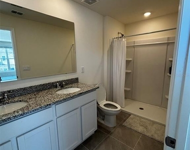 520 Zinfandel Drive - Photo Thumbnail 27