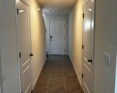 520 Zinfandel Drive - Photo Thumbnail 25