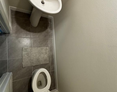 520 Zinfandel Drive - Photo Thumbnail 22