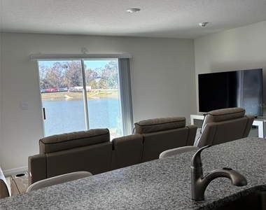 520 Zinfandel Drive - Photo Thumbnail 11