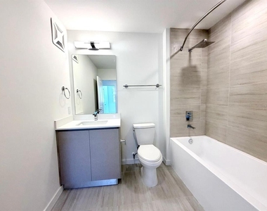 5587 Millenia Park Boulevard - Photo Thumbnail 10