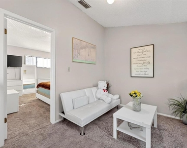 1300 Woodman Way - Photo Thumbnail 11