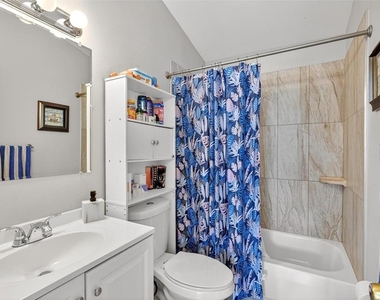 1300 Woodman Way - Photo Thumbnail 10
