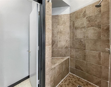 402 Orchid Drive - Photo Thumbnail 11