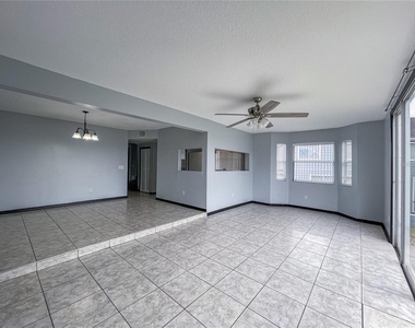 402 Orchid Drive - Photo Thumbnail 2