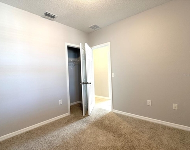 3063 Laurel Oak Lane - Photo Thumbnail 20