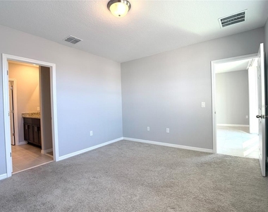 3063 Laurel Oak Lane - Photo Thumbnail 9
