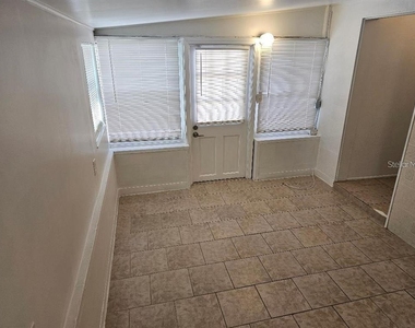 103 32nd Street Nw - Photo Thumbnail 1