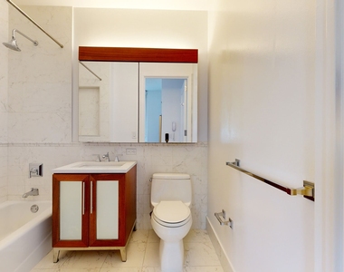 795 Columbus Ave - Photo Thumbnail 4