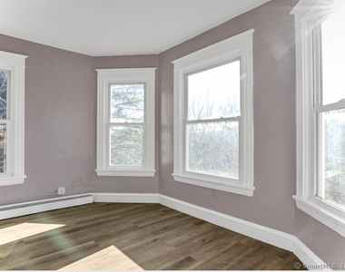 22 Wyman Street - Photo Thumbnail 9