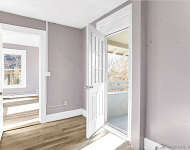 22 Wyman Street - Photo Thumbnail 7
