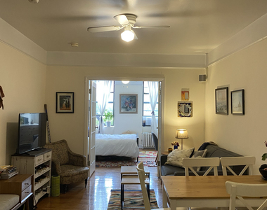 507 East 13th Street - Photo Thumbnail 3