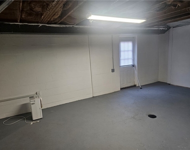 812 Westbury Rd - Photo Thumbnail 35