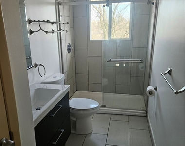 812 Westbury Rd - Photo Thumbnail 19