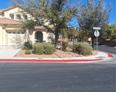 304 Raptors View Avenue - Photo Thumbnail 1