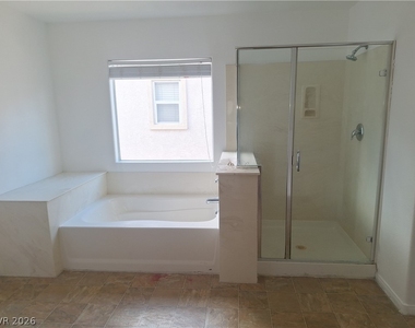 304 Raptors View Avenue - Photo Thumbnail 21